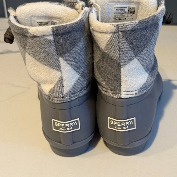 Sperry Women’s Gray and White Plaid Duck Boots size 7 - Picture 3 of 5